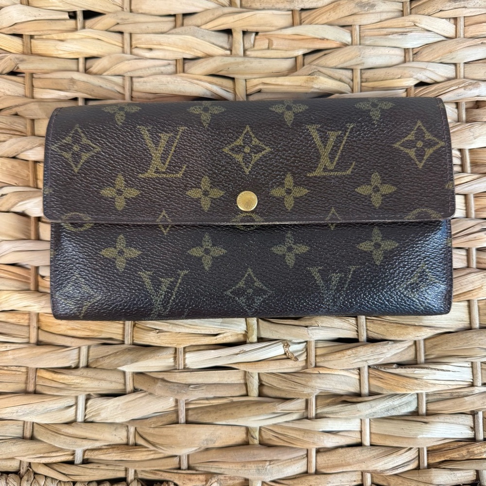 Louis Vuitton Sarah Monogram Brown and Gold Wallet P0074